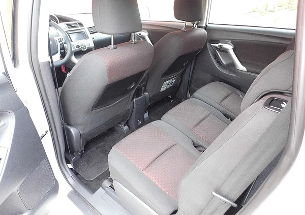 Toyota Verso cena 28900 przebieg: 235000, rok produkcji 2011 z Karczew małe 436